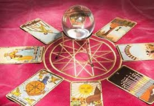 Diferenças entre cartas de tarot e videntes Diferenças entre cartas de tarot e videntes