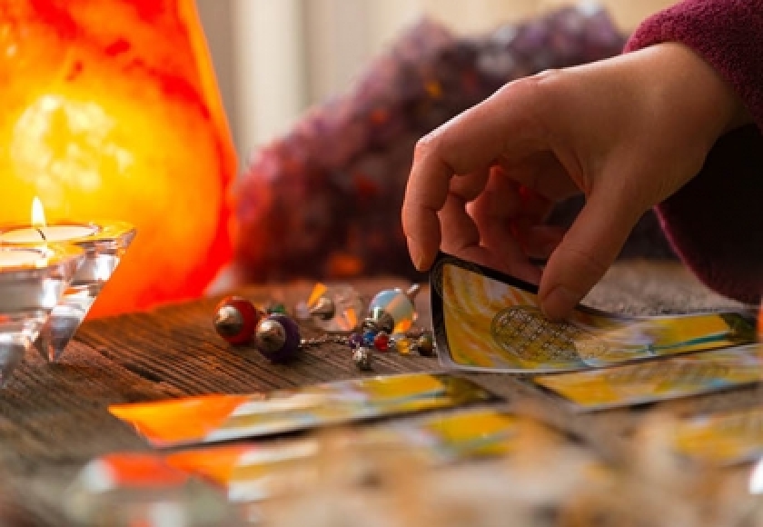 Que perguntas posso fazer ao Tarot Online? Que perguntas posso fazer ao Tarot Online?
