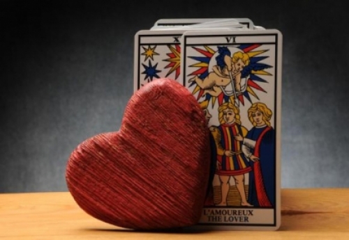 Amor: como fazer perguntas ao Tarot Amor: como fazer perguntas ao Tarot